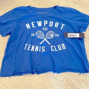 Newport Tennis Distressed Crop Tee | PRINCE PETER